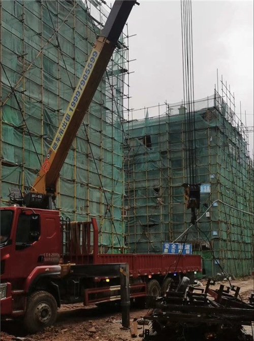 贵池区“慢工细活”—— 吊车的 “微动控制” 技术